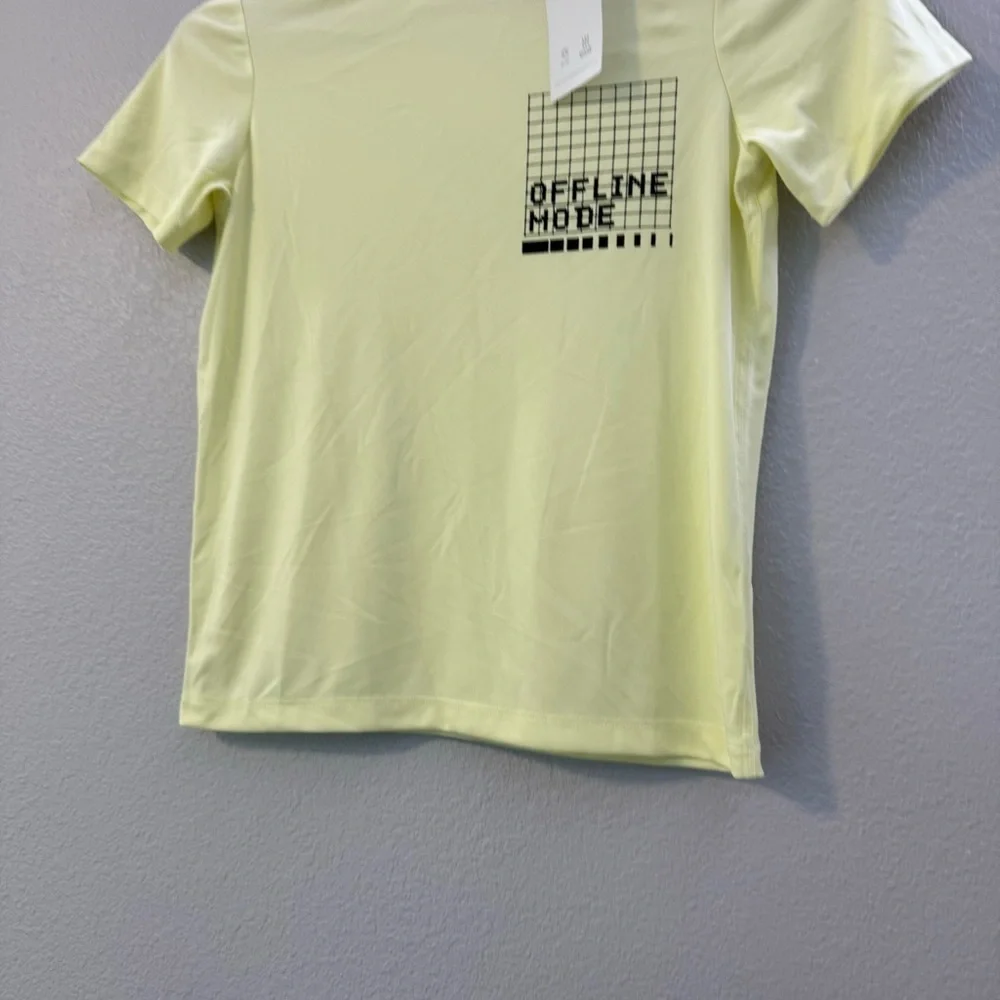 New Boys All In Motion Lemon/Yellow Tee Size M (8) “Offline Mode”